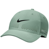 Nike Dri-FIT ADV Club AeroBill Golf Hat