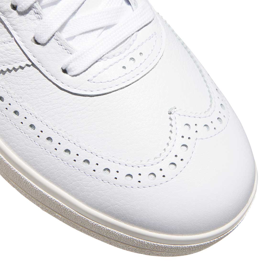 Adidas CourseCup Spikeless Golf Shoes White/Iron – Golf Discount