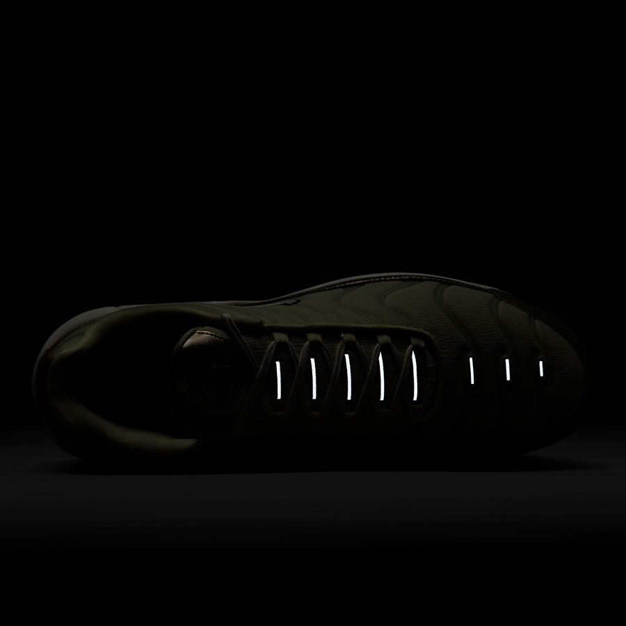 Nike Air Max Plus G NRG Golf Shoes Off-White